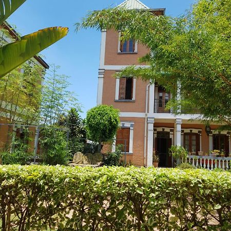 Meva Guesthouse Antananarywa Zewnętrze zdjęcie