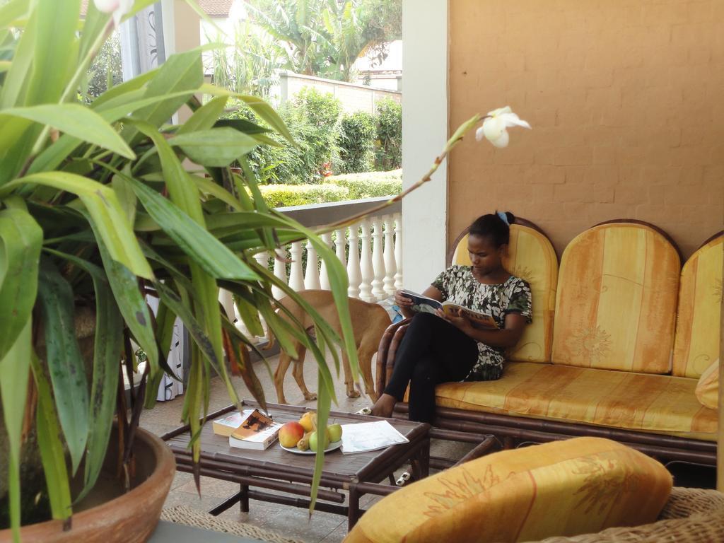 Meva Guesthouse Antananarywa Zewnętrze zdjęcie