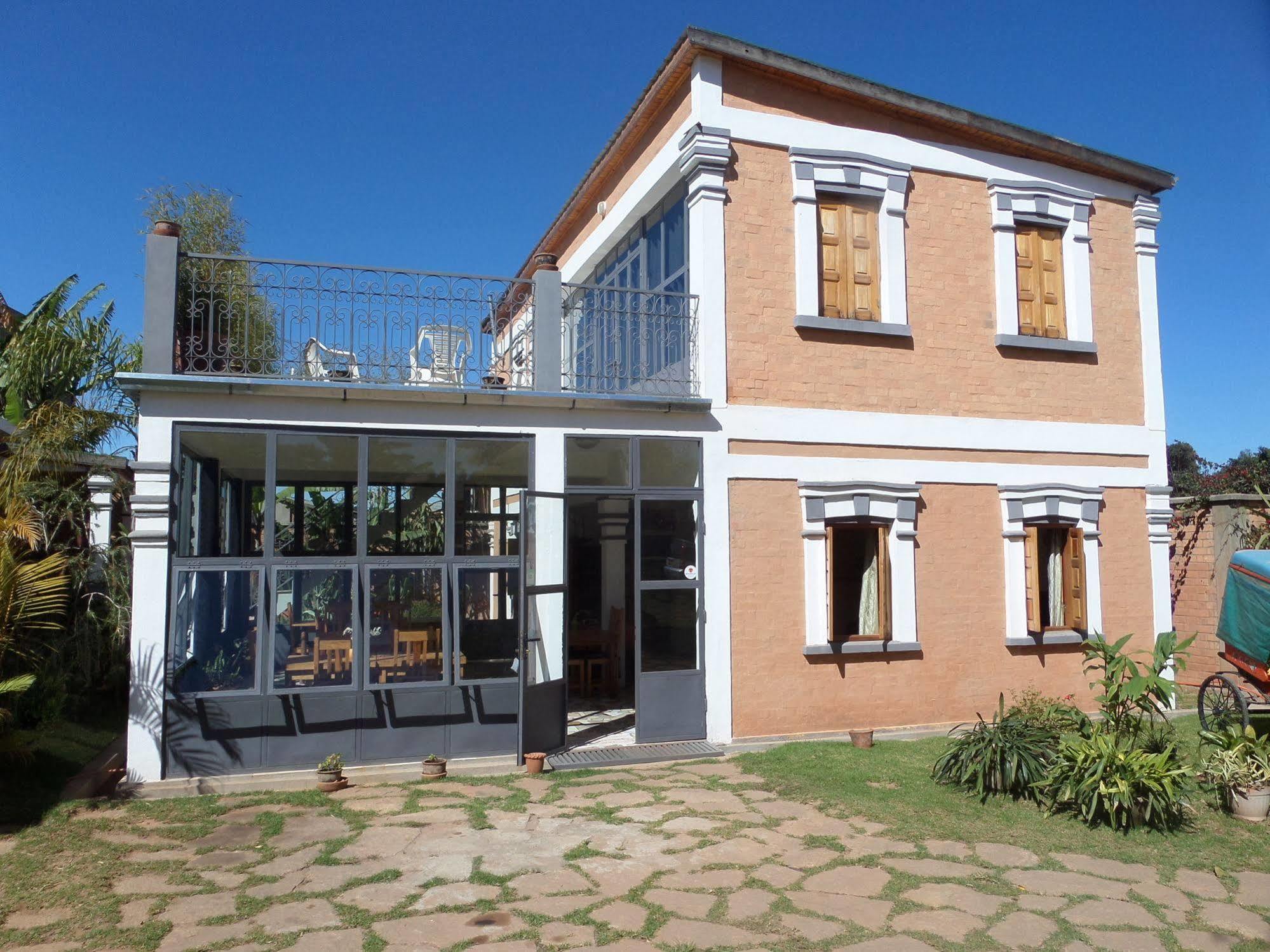Meva Guesthouse Antananarywa Zewnętrze zdjęcie