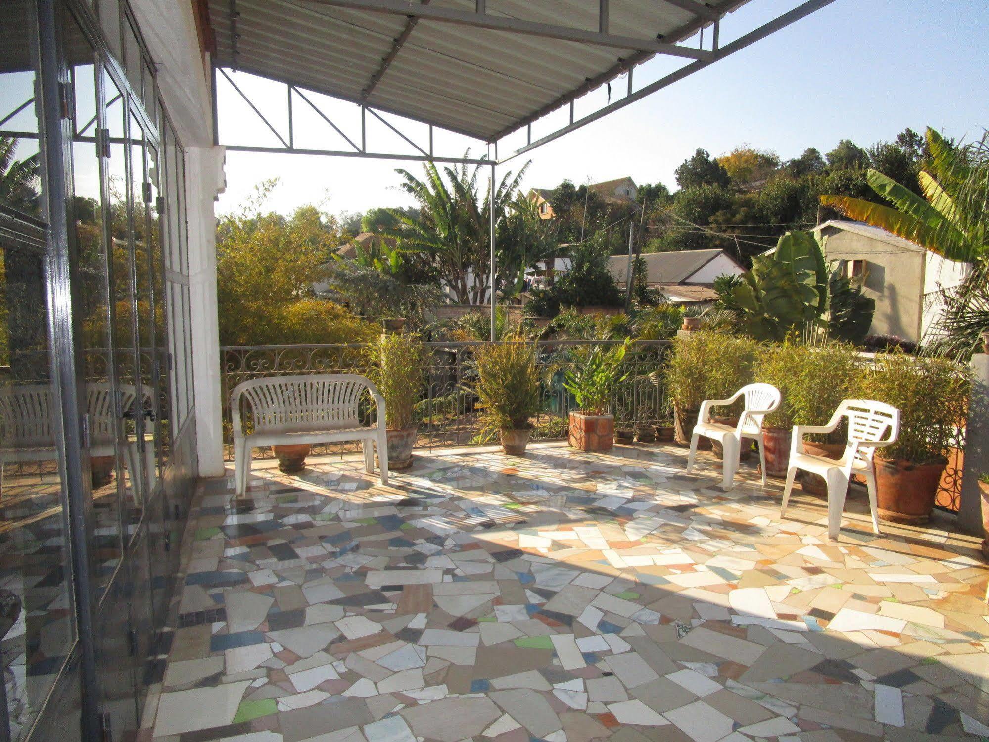 Meva Guesthouse Antananarywa Zewnętrze zdjęcie
